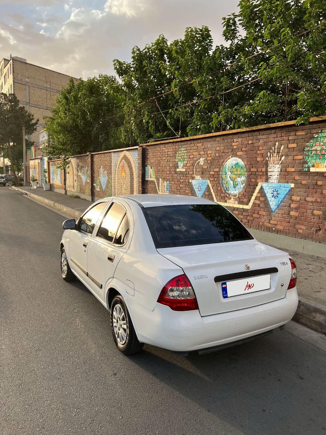 تیبا صندوق دار SX - 1393