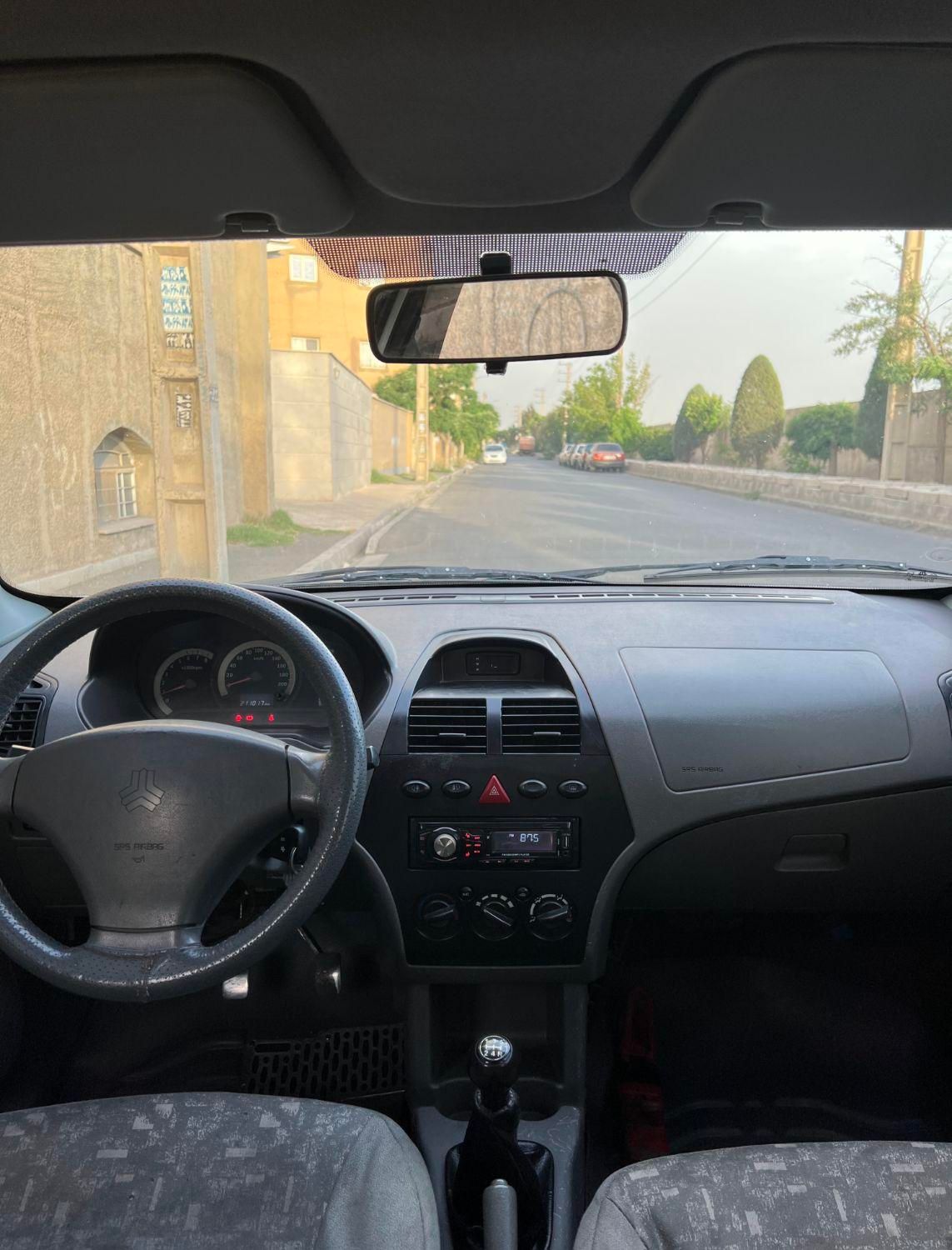 تیبا صندوق دار SX - 1393
