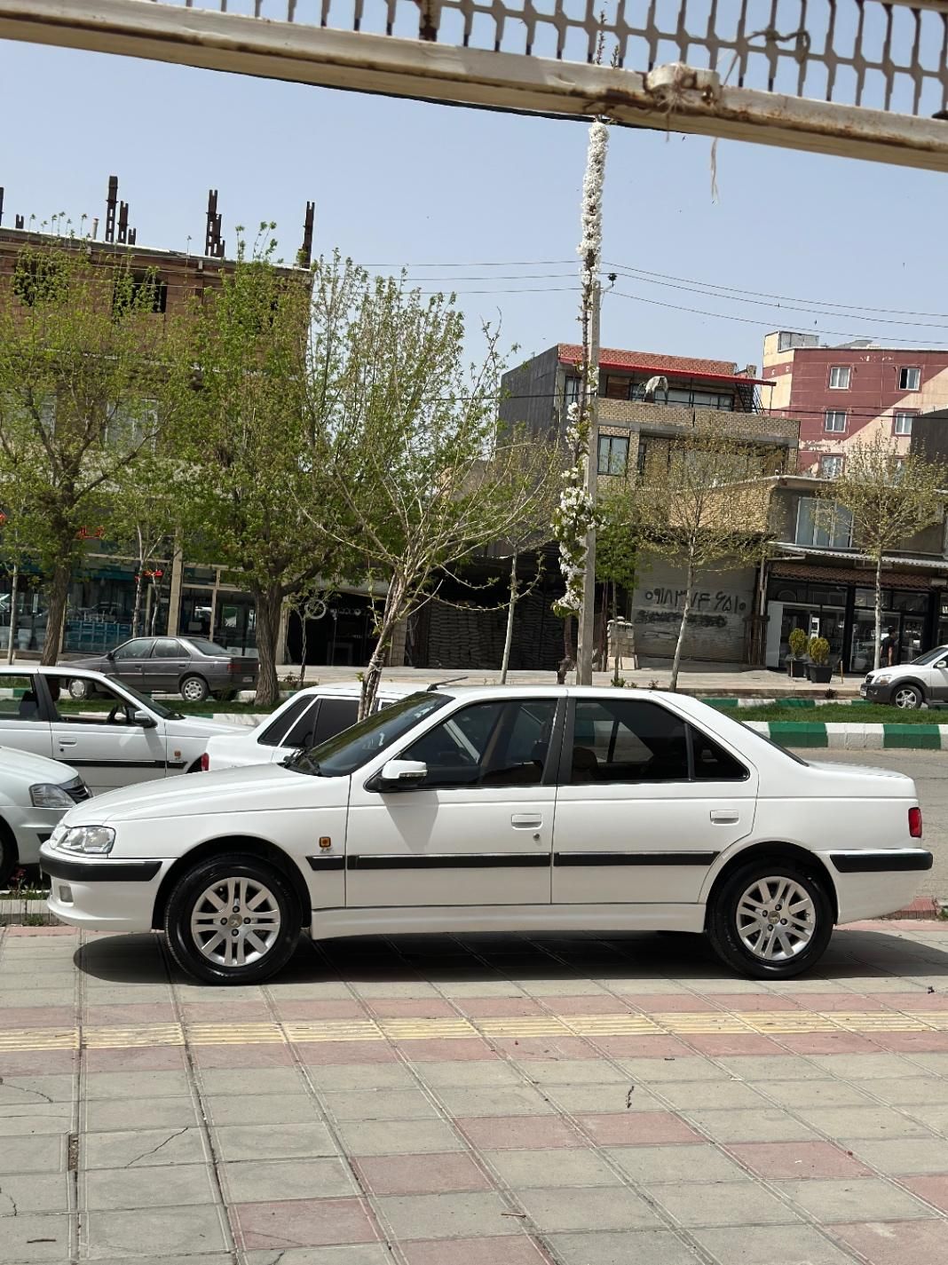خودرو پژو، پارس آگهی ann_18037293