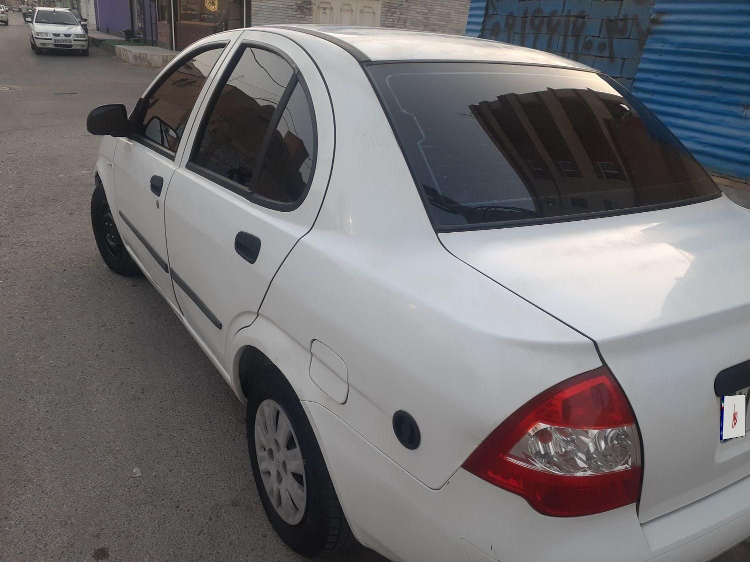 تیبا صندوق دار SX - 1400