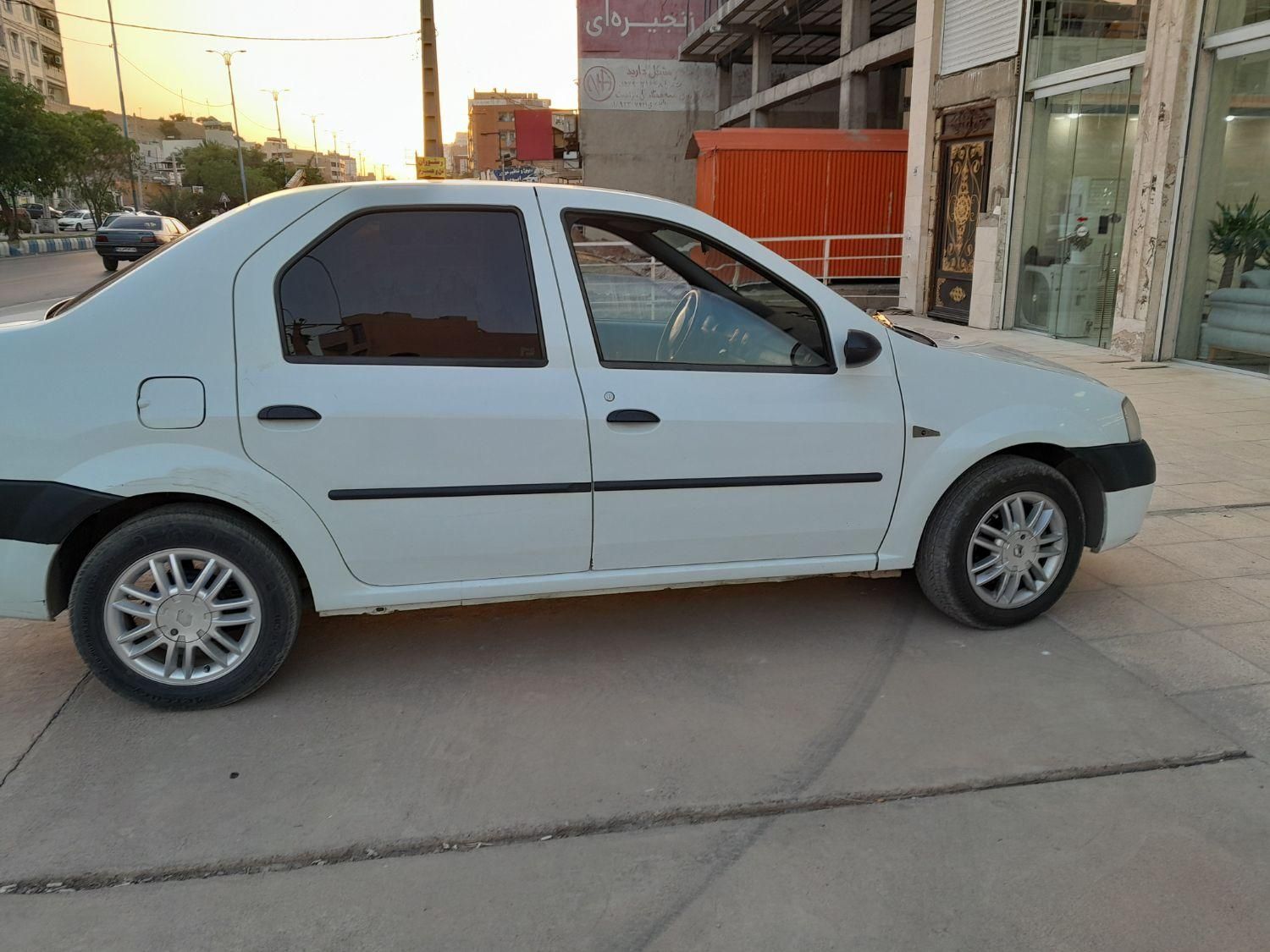 خودرو رنو، تندر 90 آگهی ann_18037728