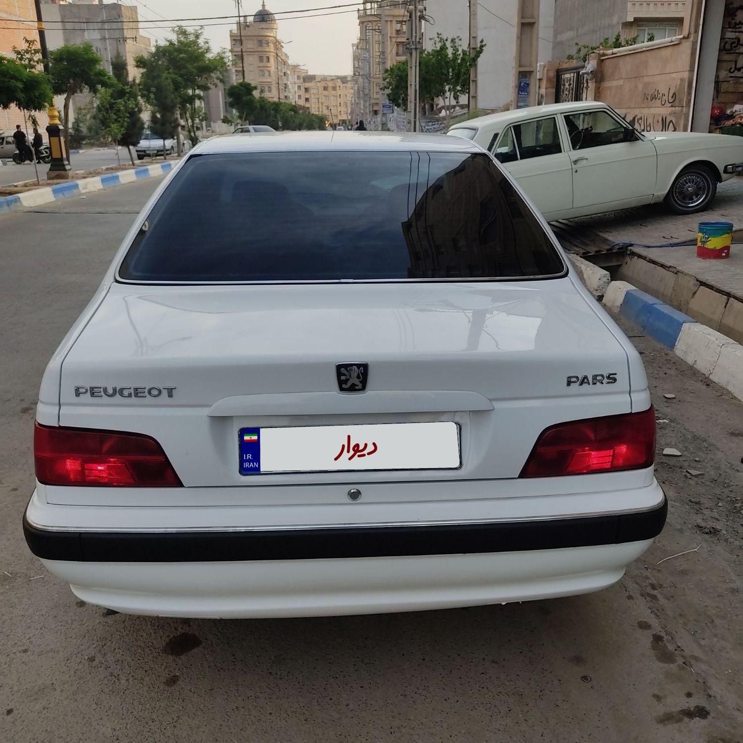 پژو پارس XU7P - 1402
