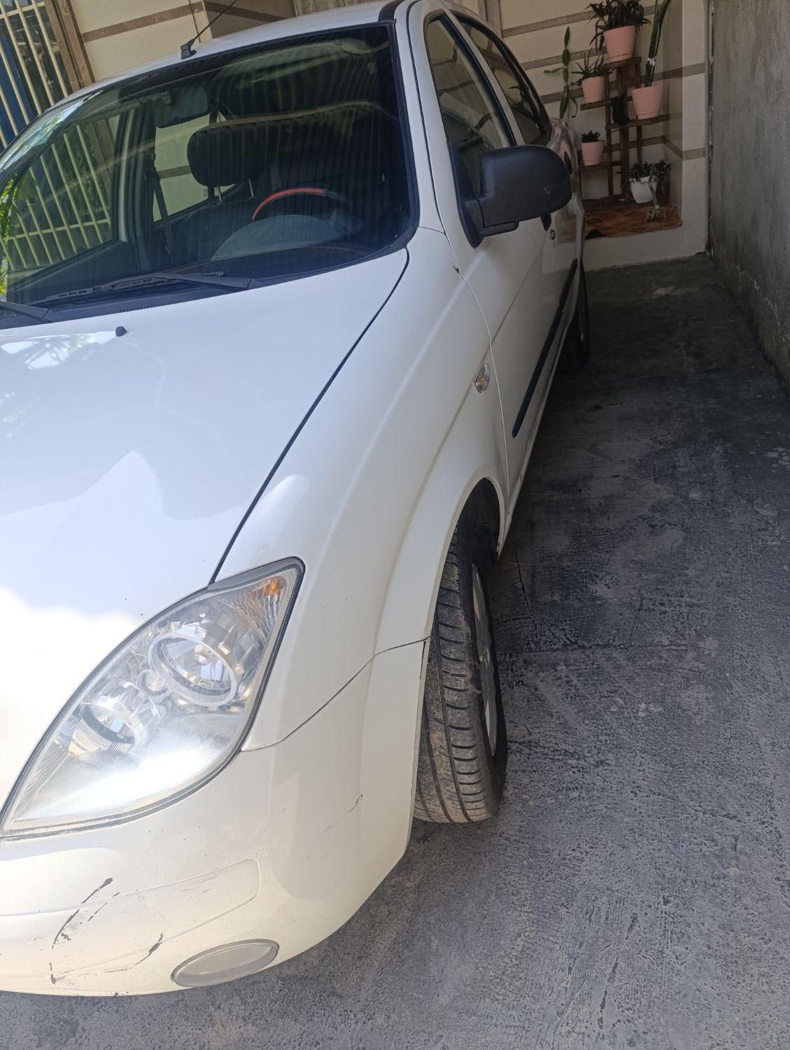 تیبا صندوق دار SX - 1401