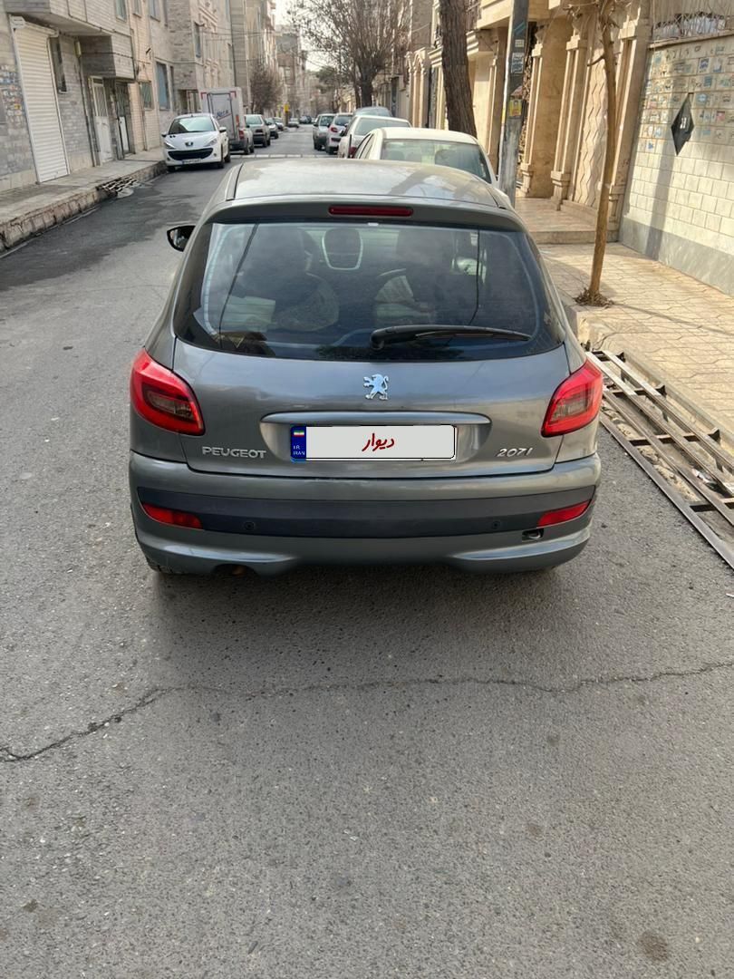 پژو 207 اتوماتیک - 1396