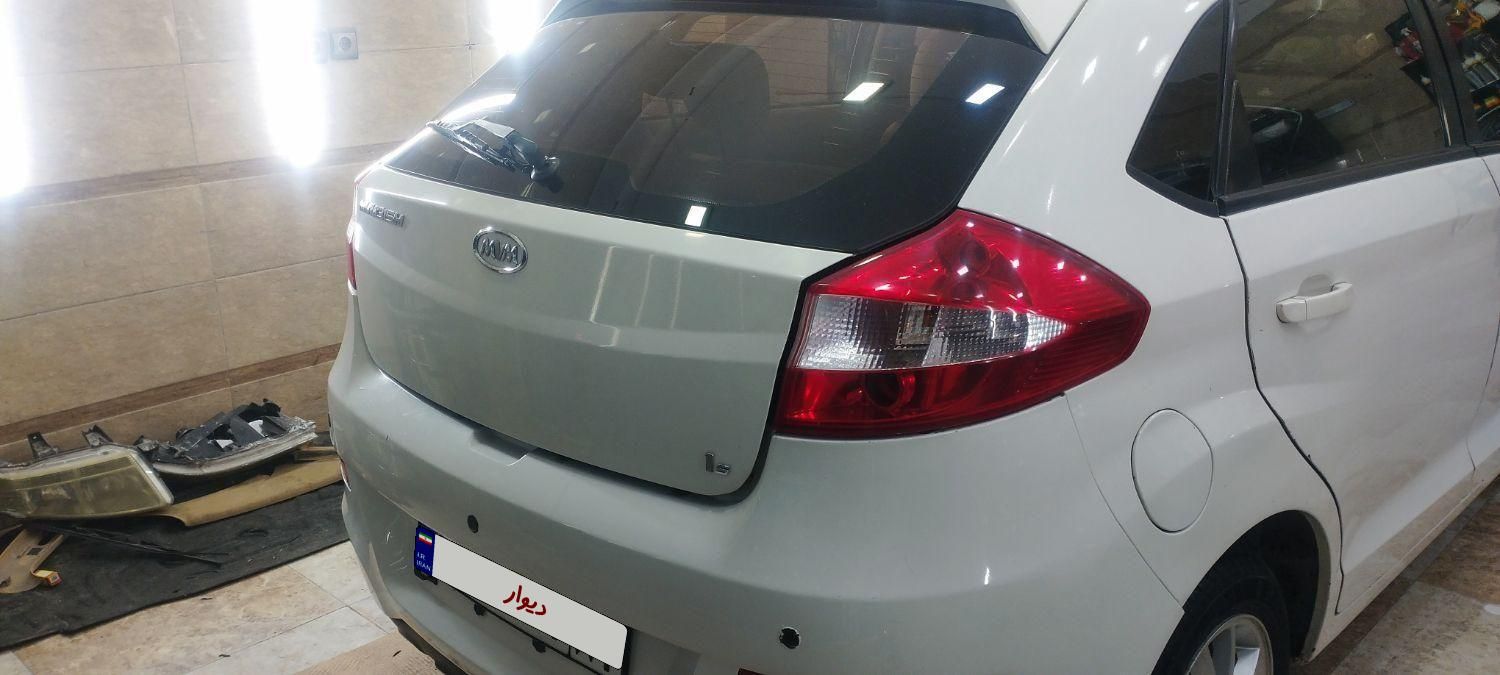 ام وی ام 315 هاچ بک ساده دنده ای - 2014