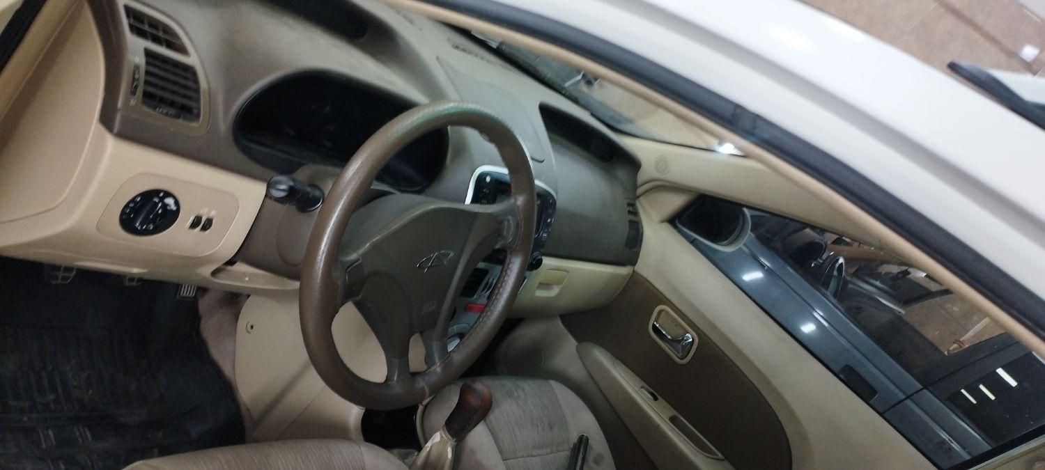 ام وی ام 315 هاچ بک ساده دنده ای - 2014