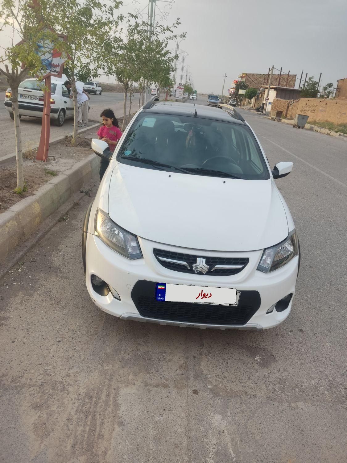 خودرو کوییک، R آگهی ann_18038388