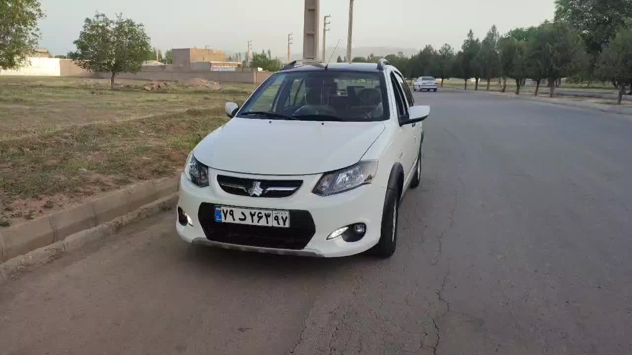 خودرو کوییک، R آگهی ann_18038496