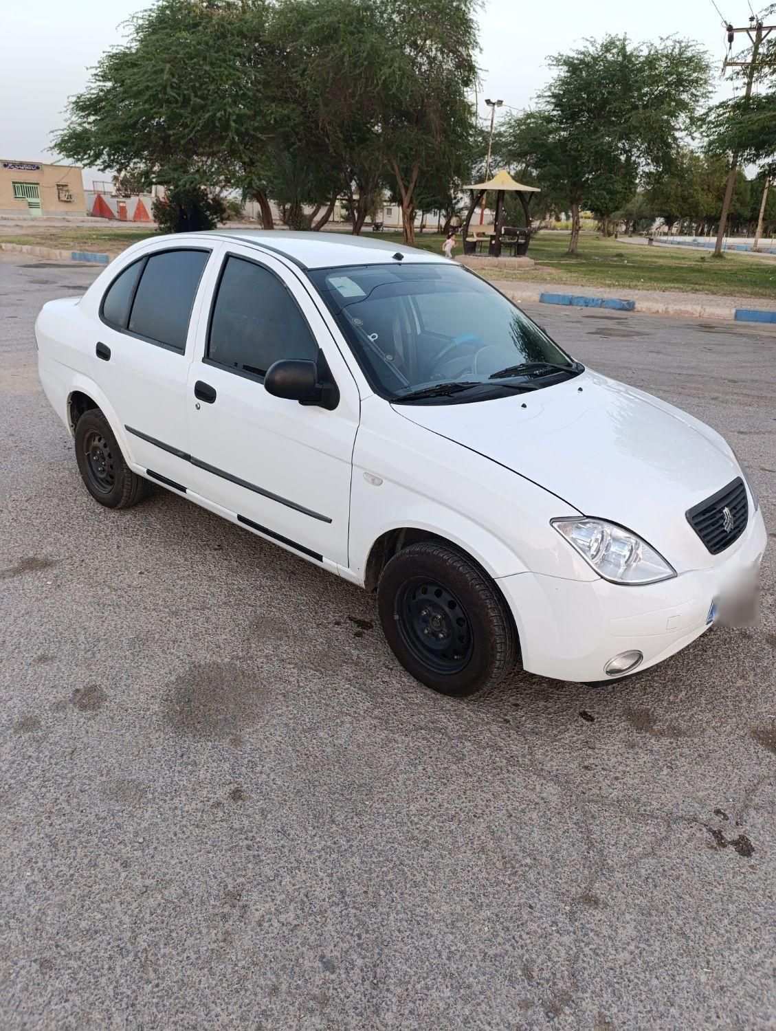 تیبا صندوق دار SX - 1396