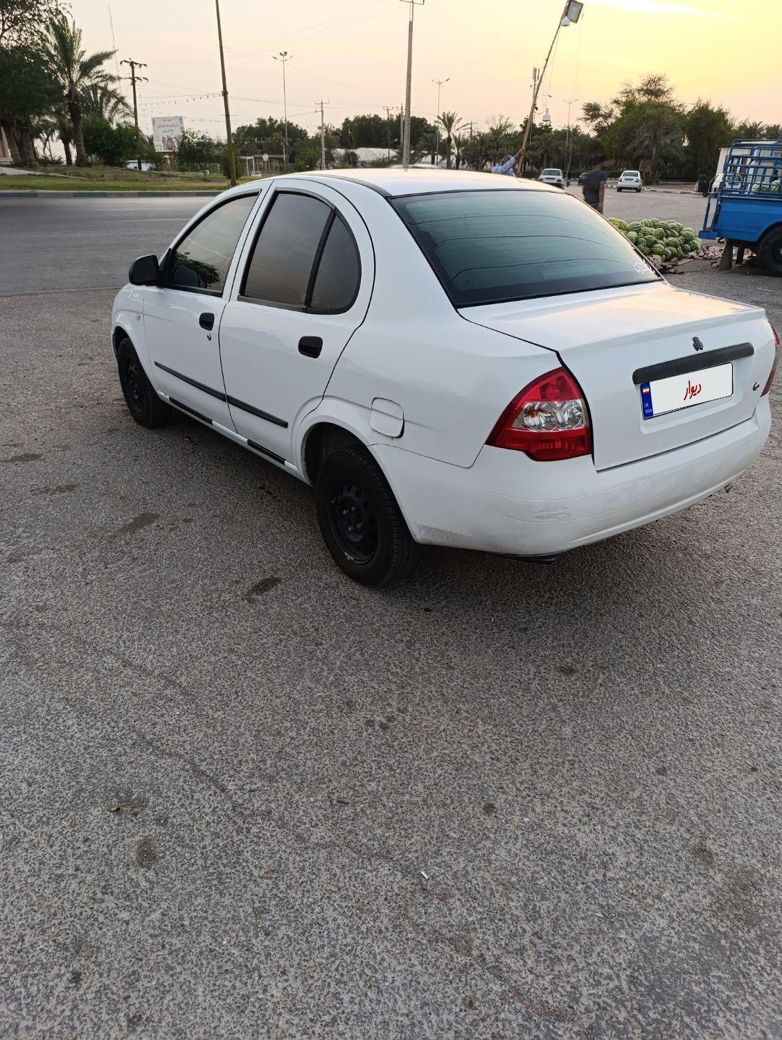 تیبا صندوق دار SX - 1396