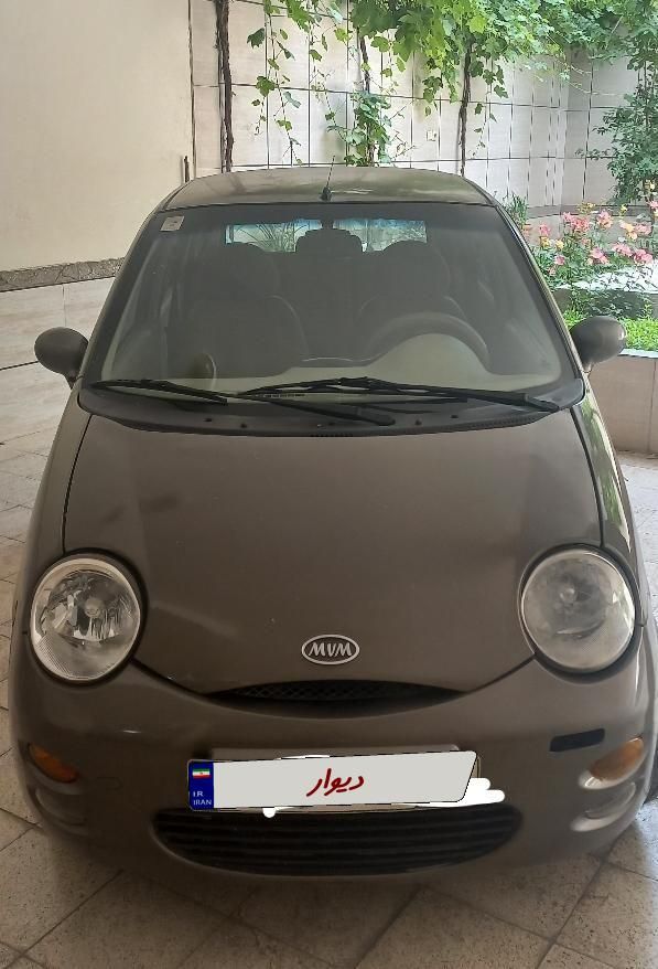ام وی ام 110 چهار سیلندر دنده ای - 2011