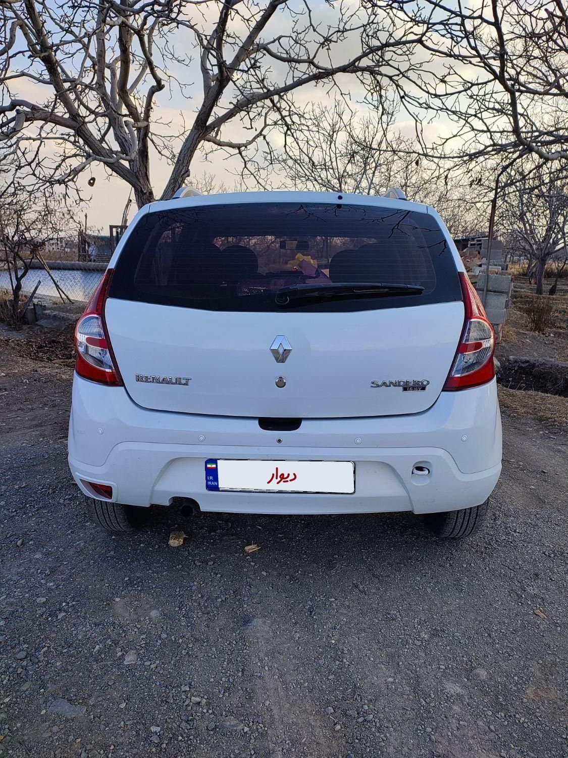 رنو ساندرو دنده ای - 1394