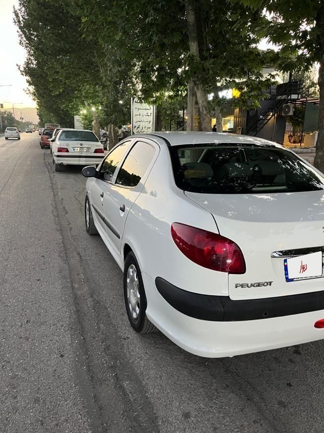پژو 206 SD v8 - 1396
