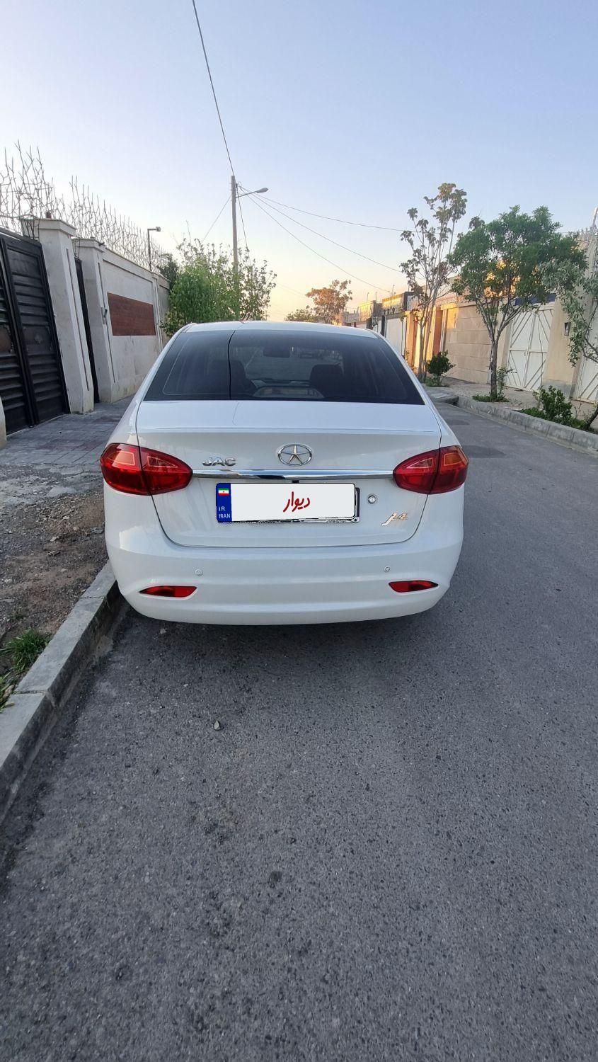 جک J4 اتوماتیک - 2022