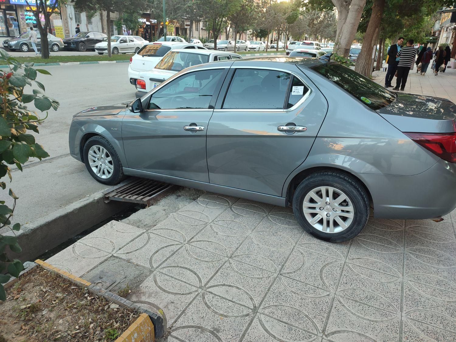 خودرو دنا، پلاس آگهی ann_18040276