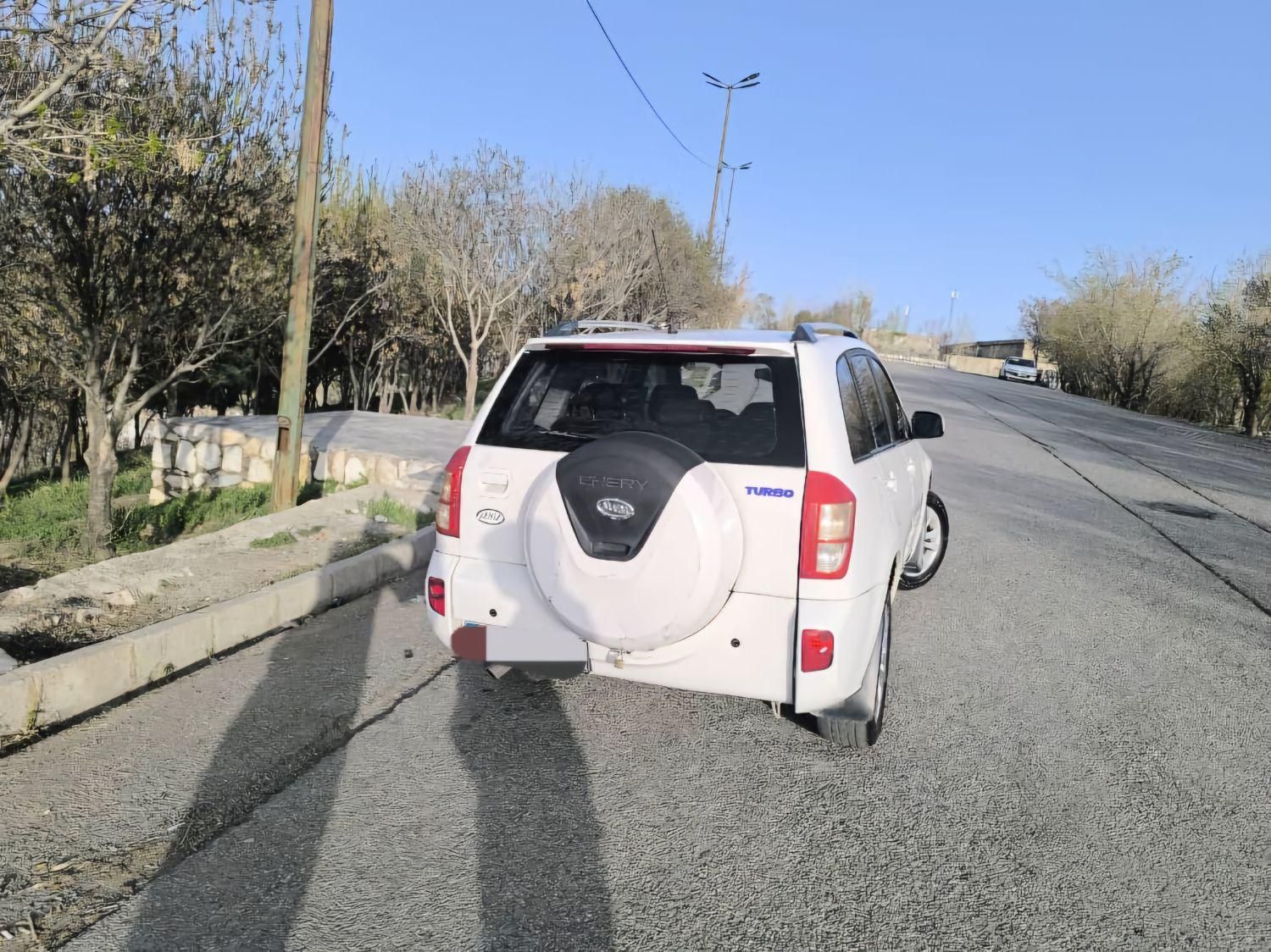 خودرو ام وی ام، X33 آگهی ann_18040419
