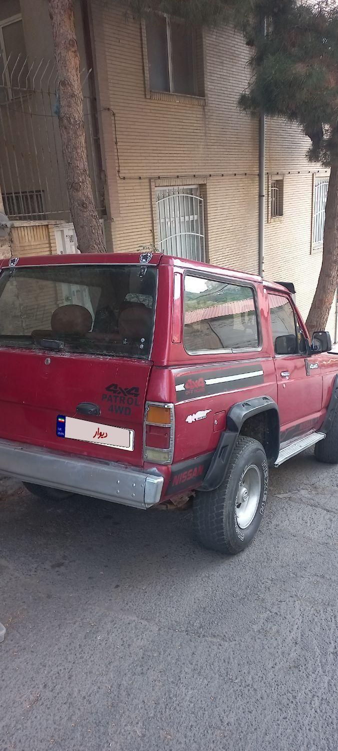 نیسان پاترول دو درب دنده‌ای - 1997