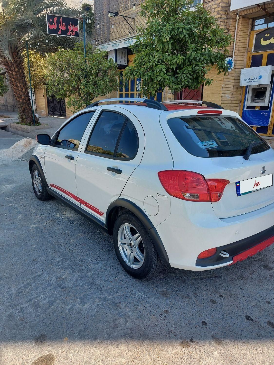 خودرو کوییک، R آگهی ann_18040963