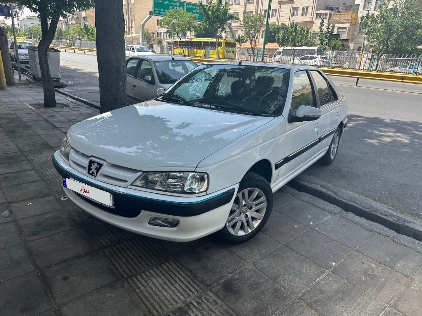 خودرو پژو، پارس آگهی ann_18041955