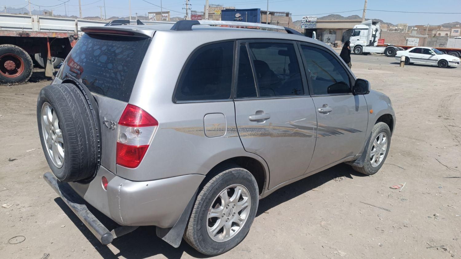 خودرو ام وی ام، X33 آگهی ann_18042322