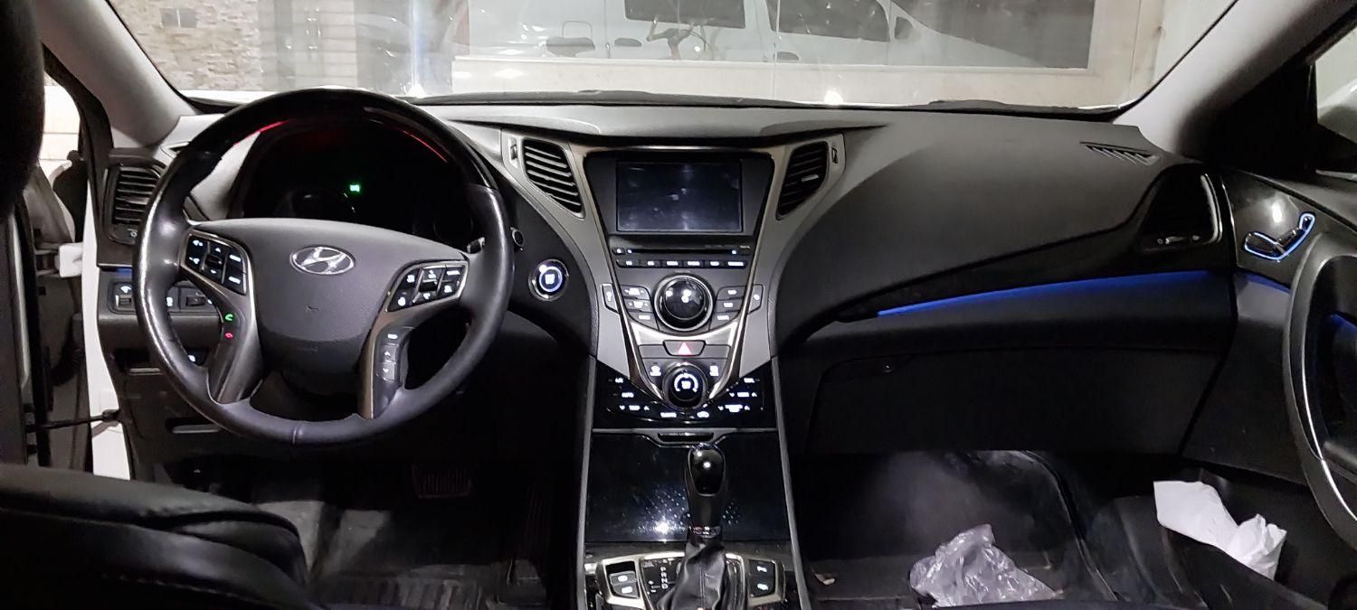 هیوندای آزرا (گرنجور) 3300cc - 2011