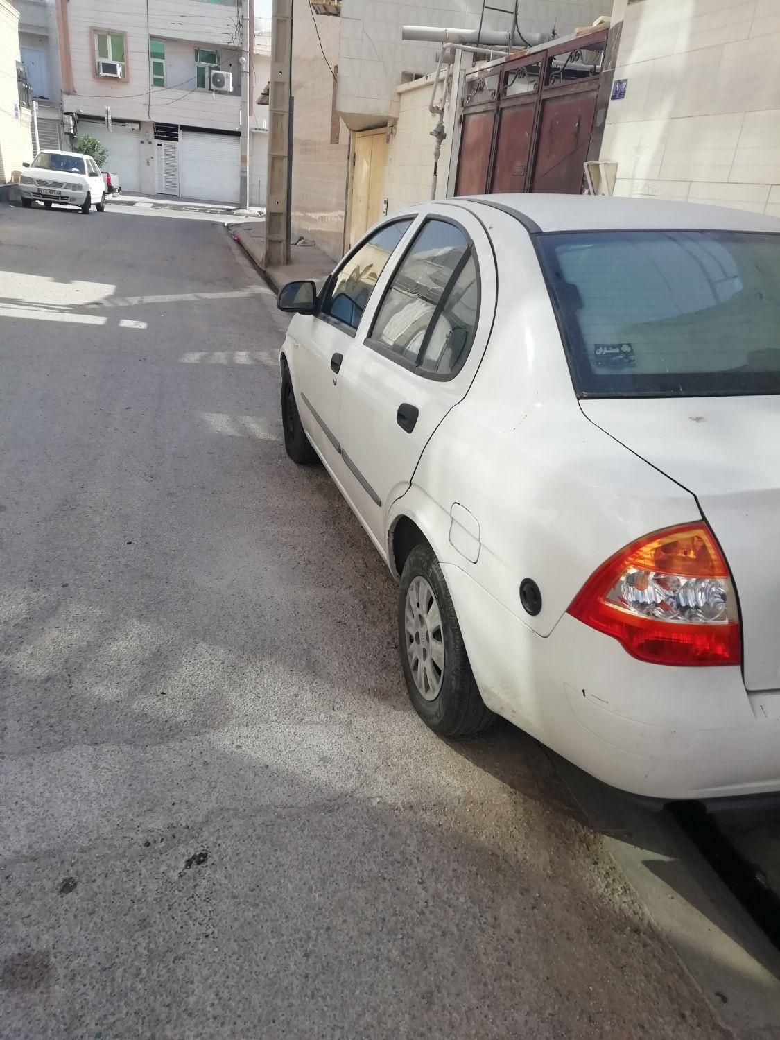 تیبا صندوق دار SX - 1400