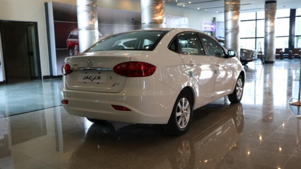 جک J4 اتوماتیک - 2024