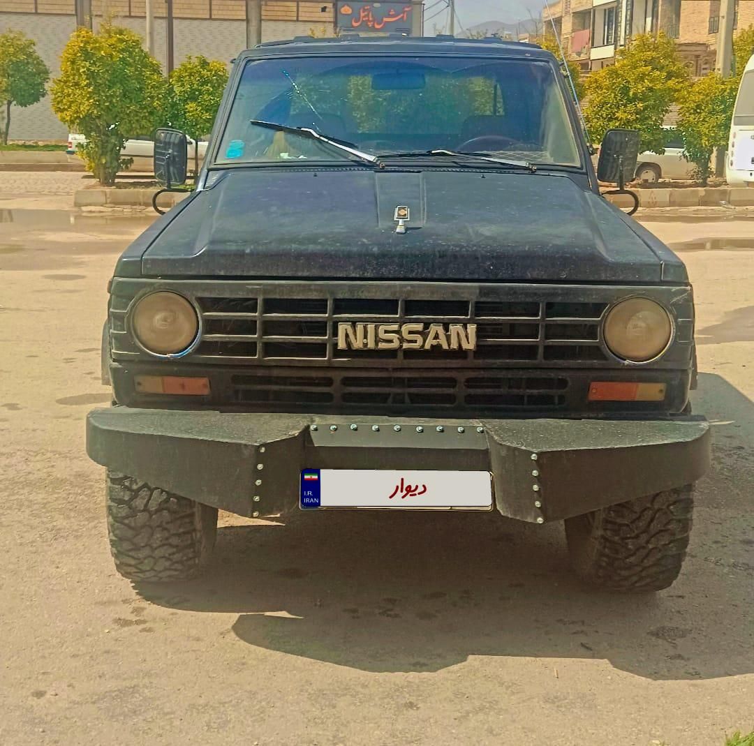 نیسان پاترول دو درب دنده‌ای - 1998