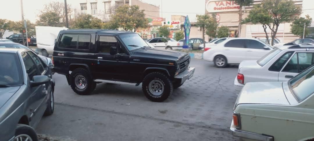 نیسان پاترول دو درب دنده‌ای - 1998