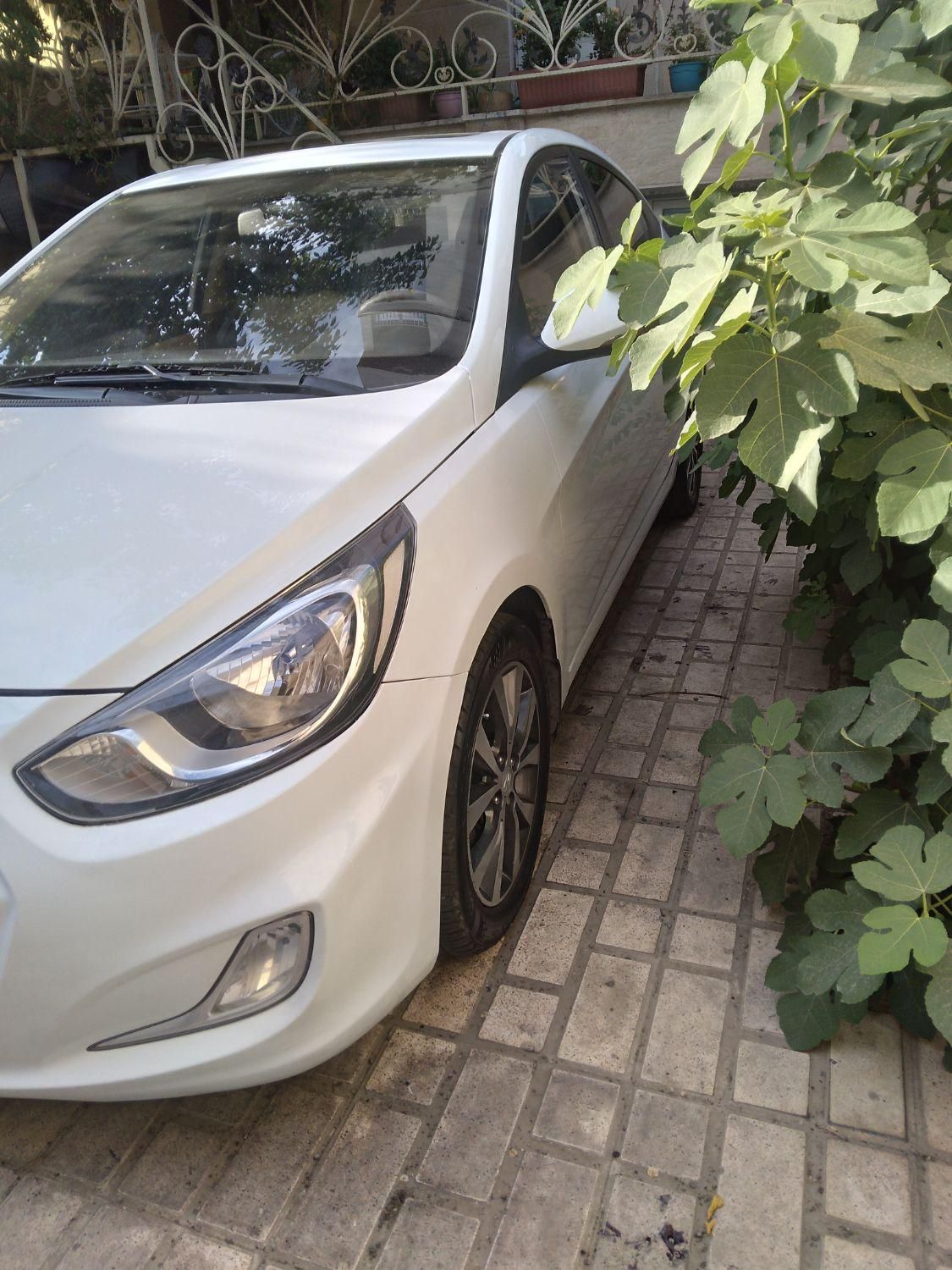 هیوندای اکسنت 1.6 لیتر ساده - 2014