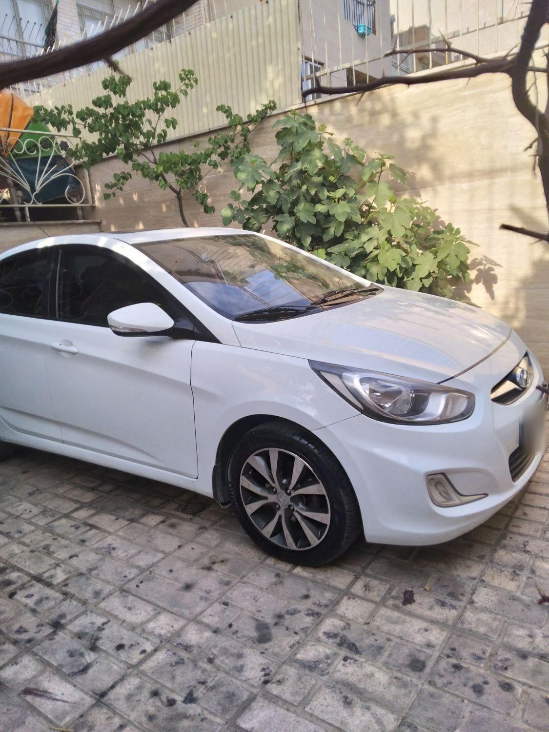 هیوندای اکسنت 1.6 لیتر ساده - 2014