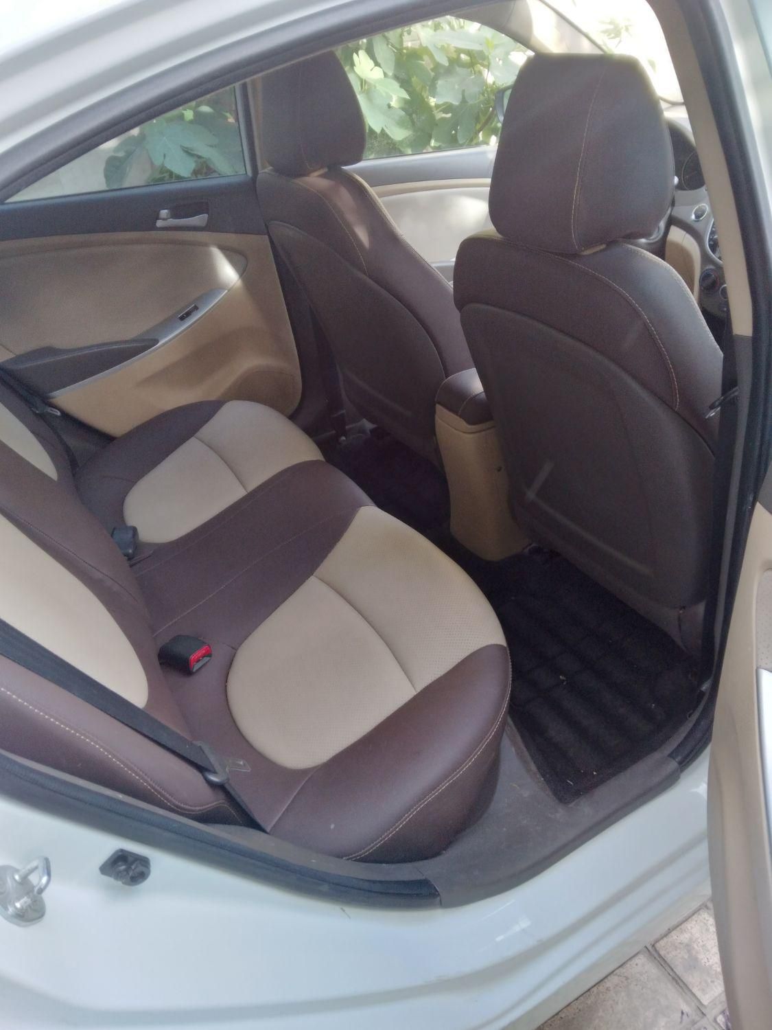 هیوندای اکسنت 1.6 لیتر ساده - 2014