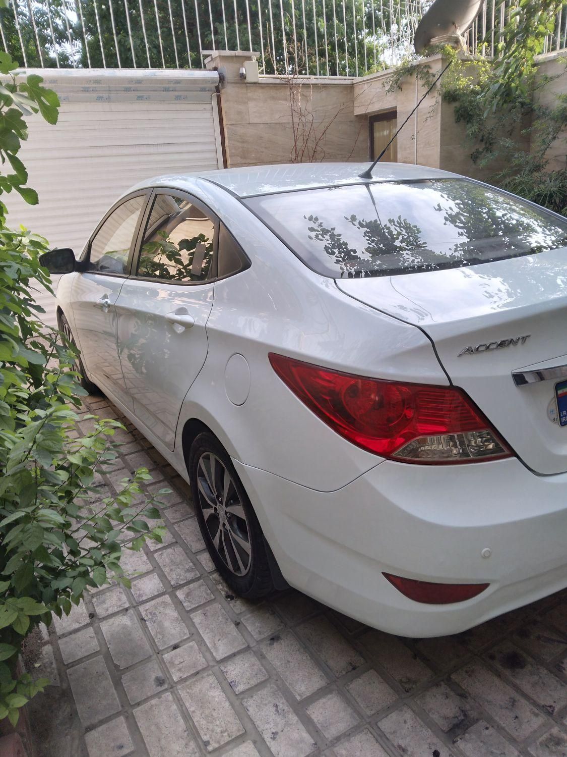 هیوندای اکسنت 1.6 لیتر ساده - 2014