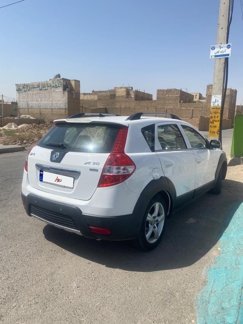 خودرو دانگ فنگ، H30 کراس آگهی ann_18044543