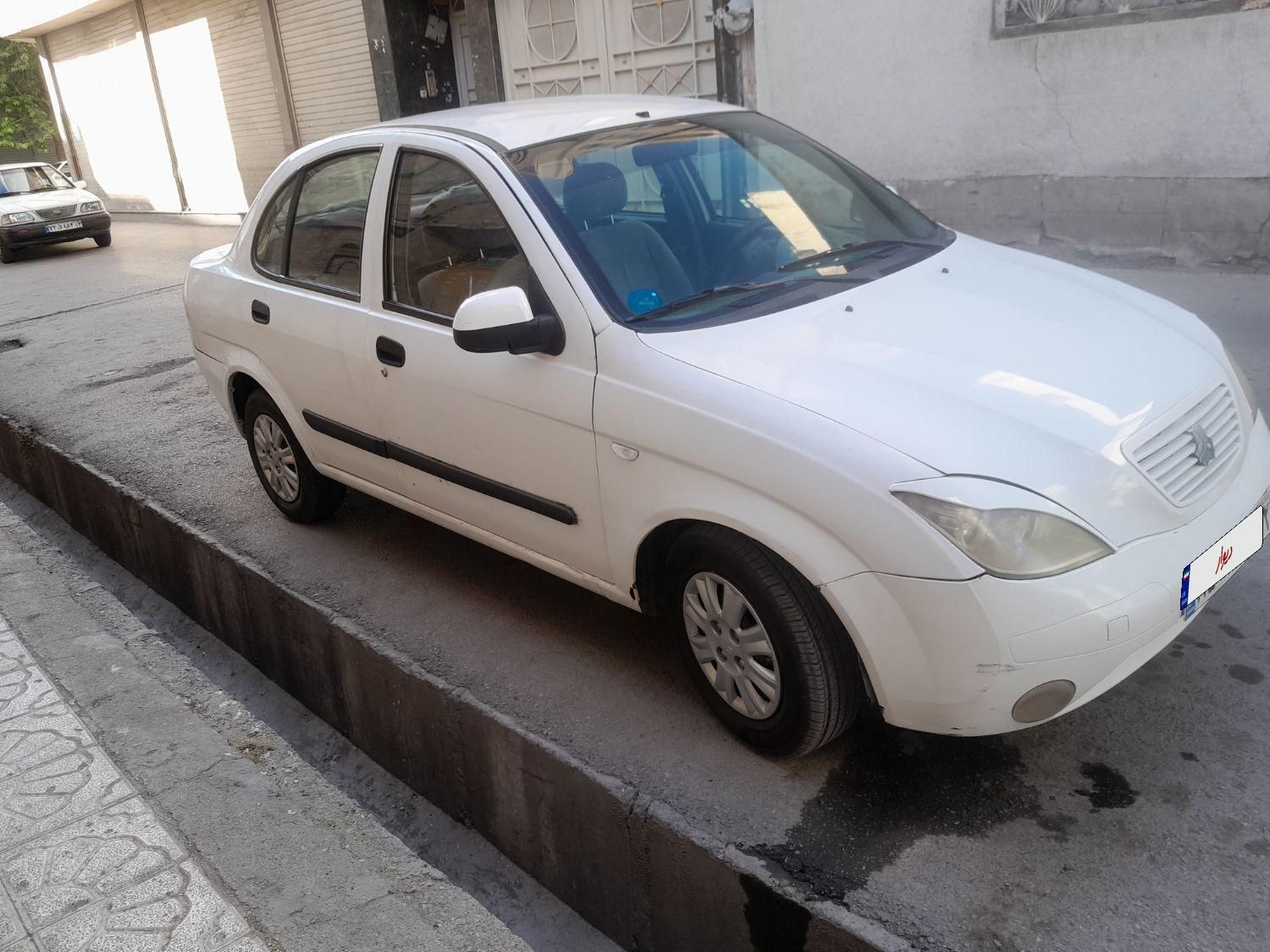 تیبا صندوق دار SX - 1393