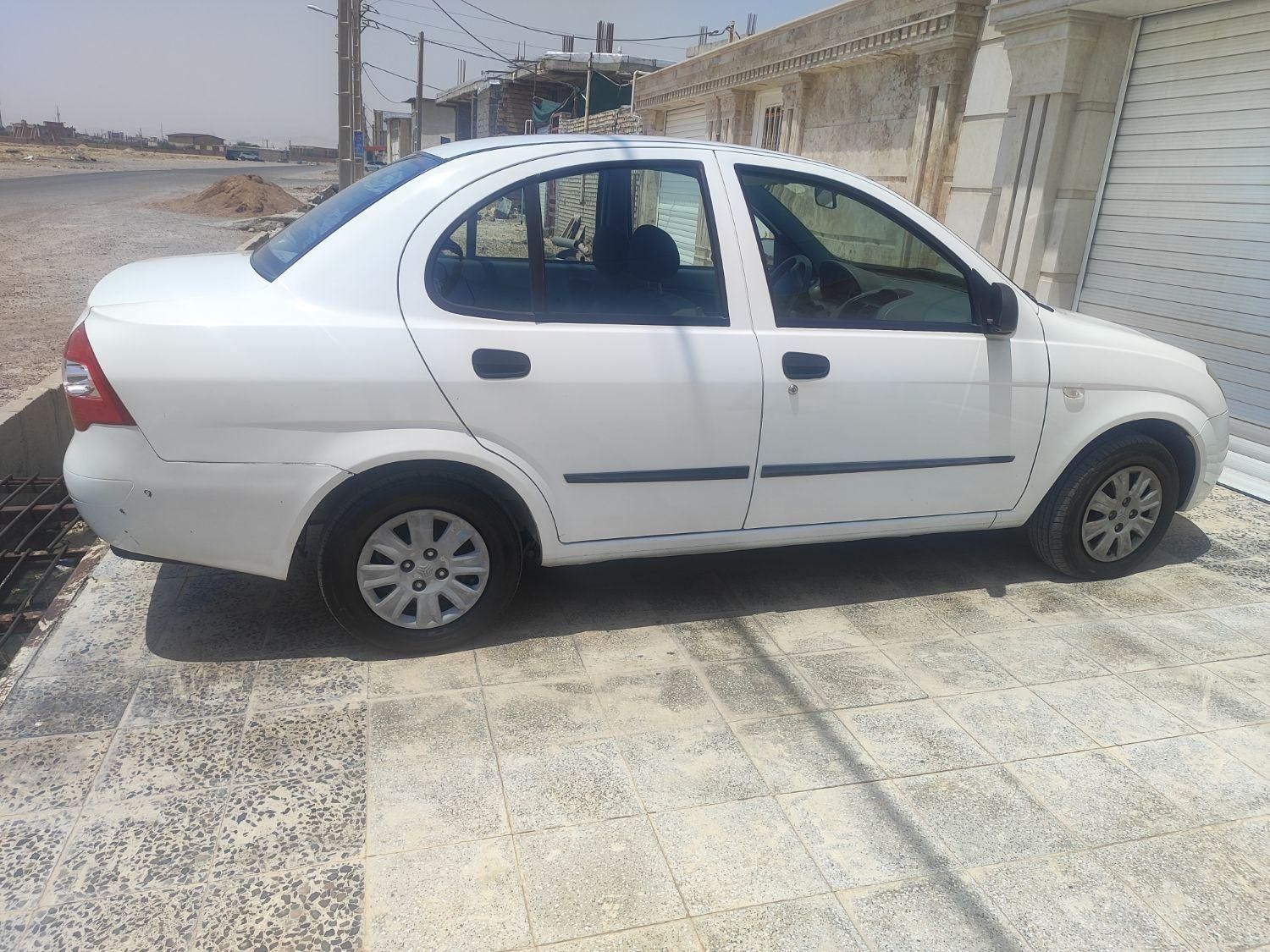 تیبا صندوق دار EX - 1400