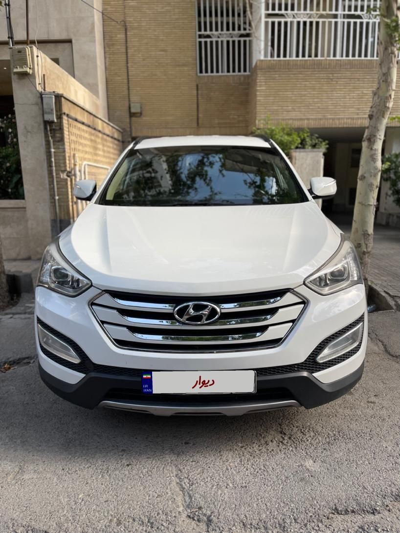 هیوندای سانتافه 4 سیلندر دو دیفرانسیل - 2014