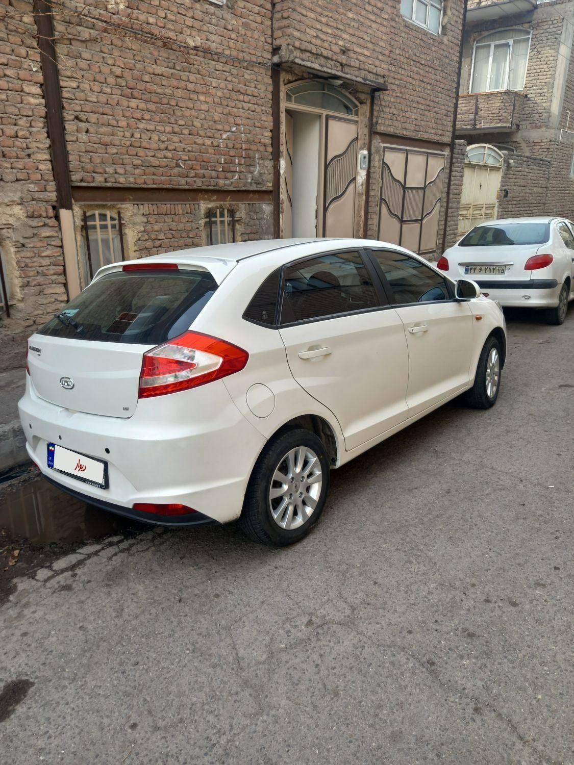 خودرو ام وی ام، 315 هاچ بک آگهی ann_18047850