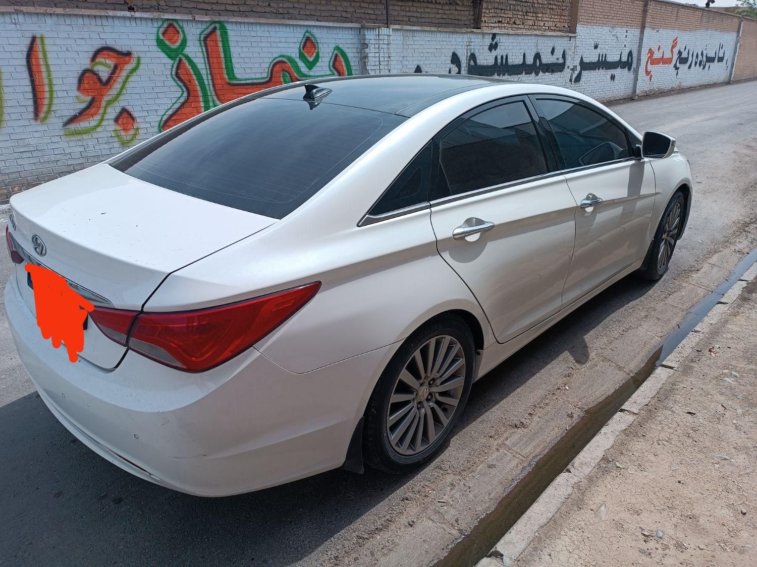 هیوندای سوناتا فول YF - 2014
