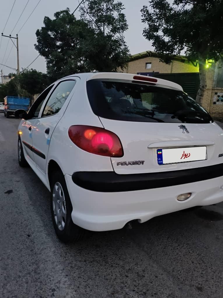 پژو 206 تیپ 5 - 1390