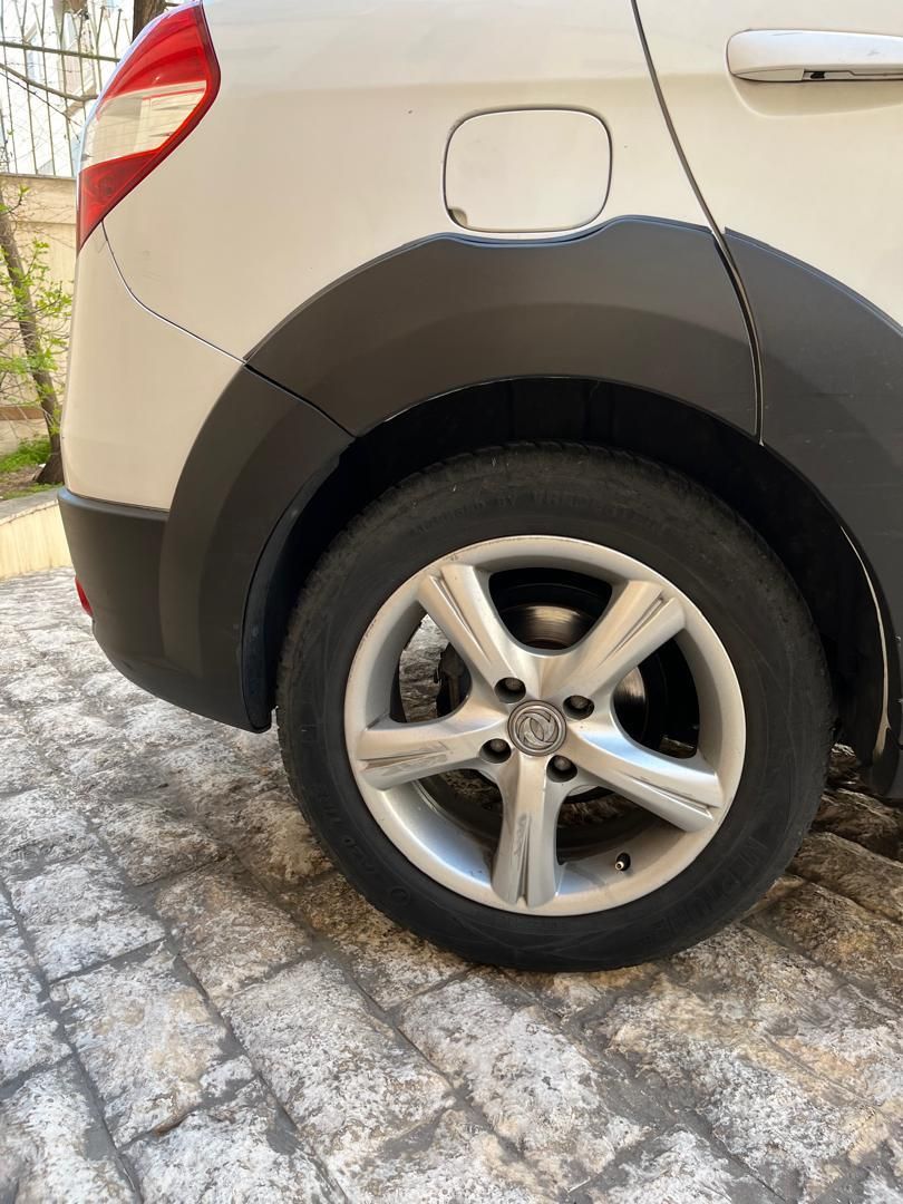 دانگ فنگ H30 کراس اتوماتیک - 1396
