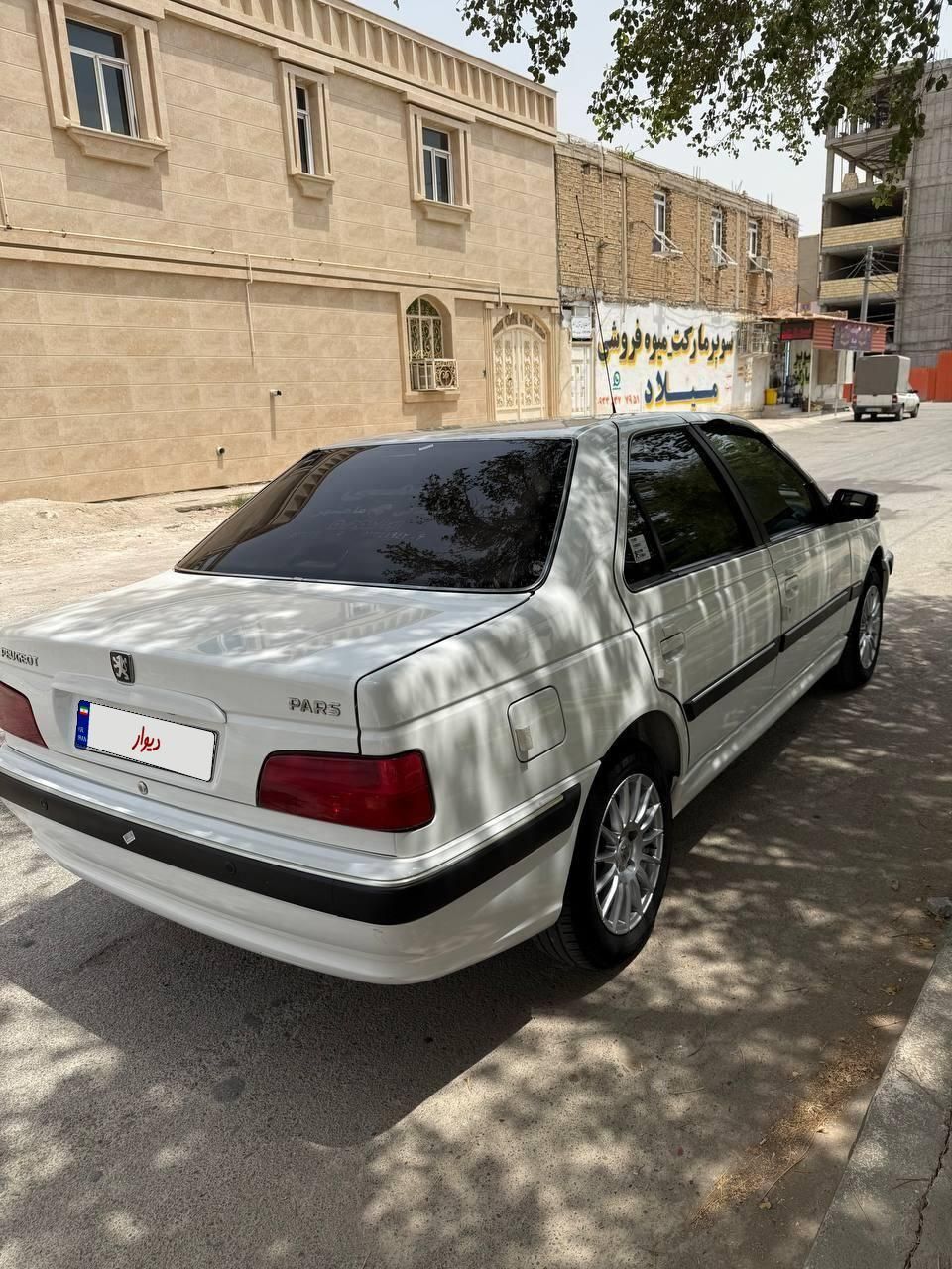 پژو پارس XU7P - 1402