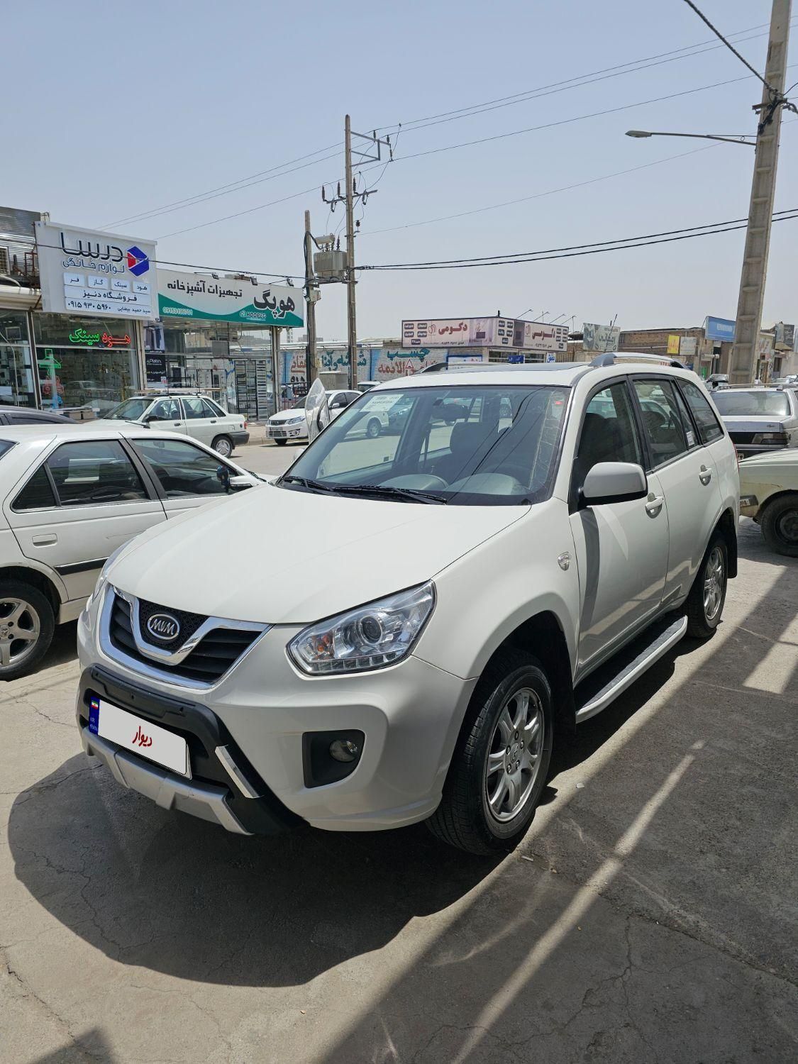 خودرو ام وی ام، X33 آگهی ann_18049554