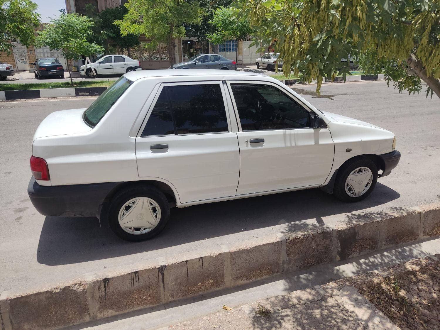 خودرو پراید، 131 آگهی ann_18049560