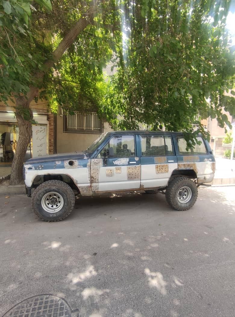 نیسان پاترول چهار درب 6 سیلندر - 1999