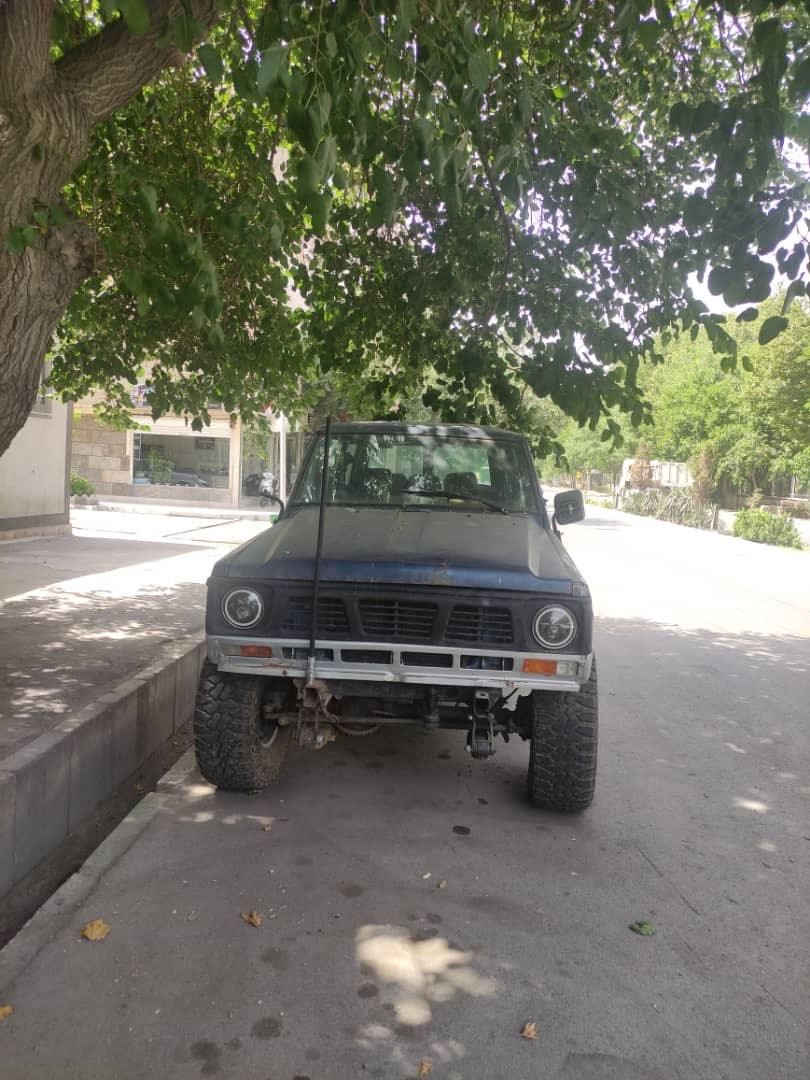 نیسان پاترول چهار درب 6 سیلندر - 1999