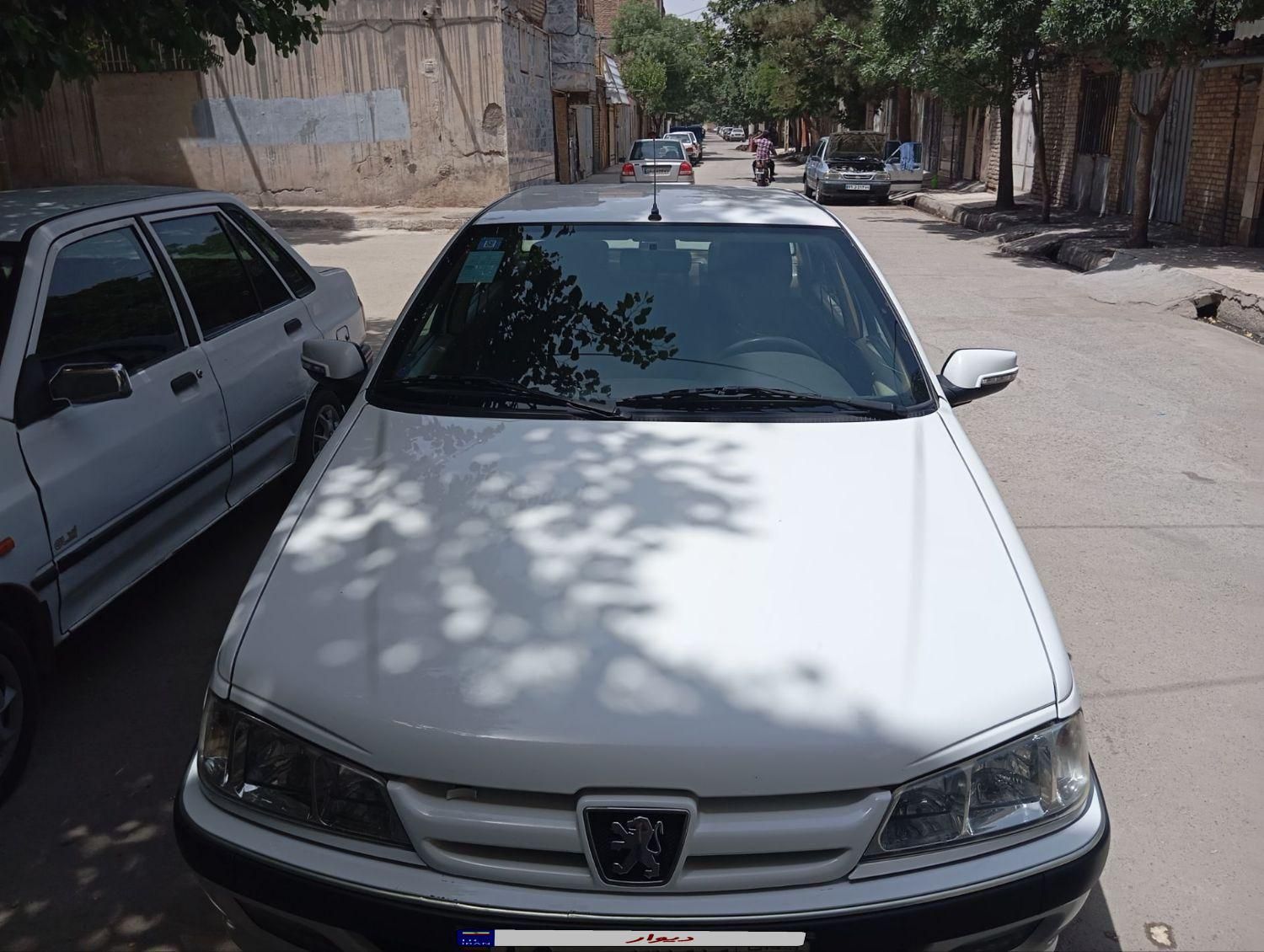 پژو پارس XU7P - 1402