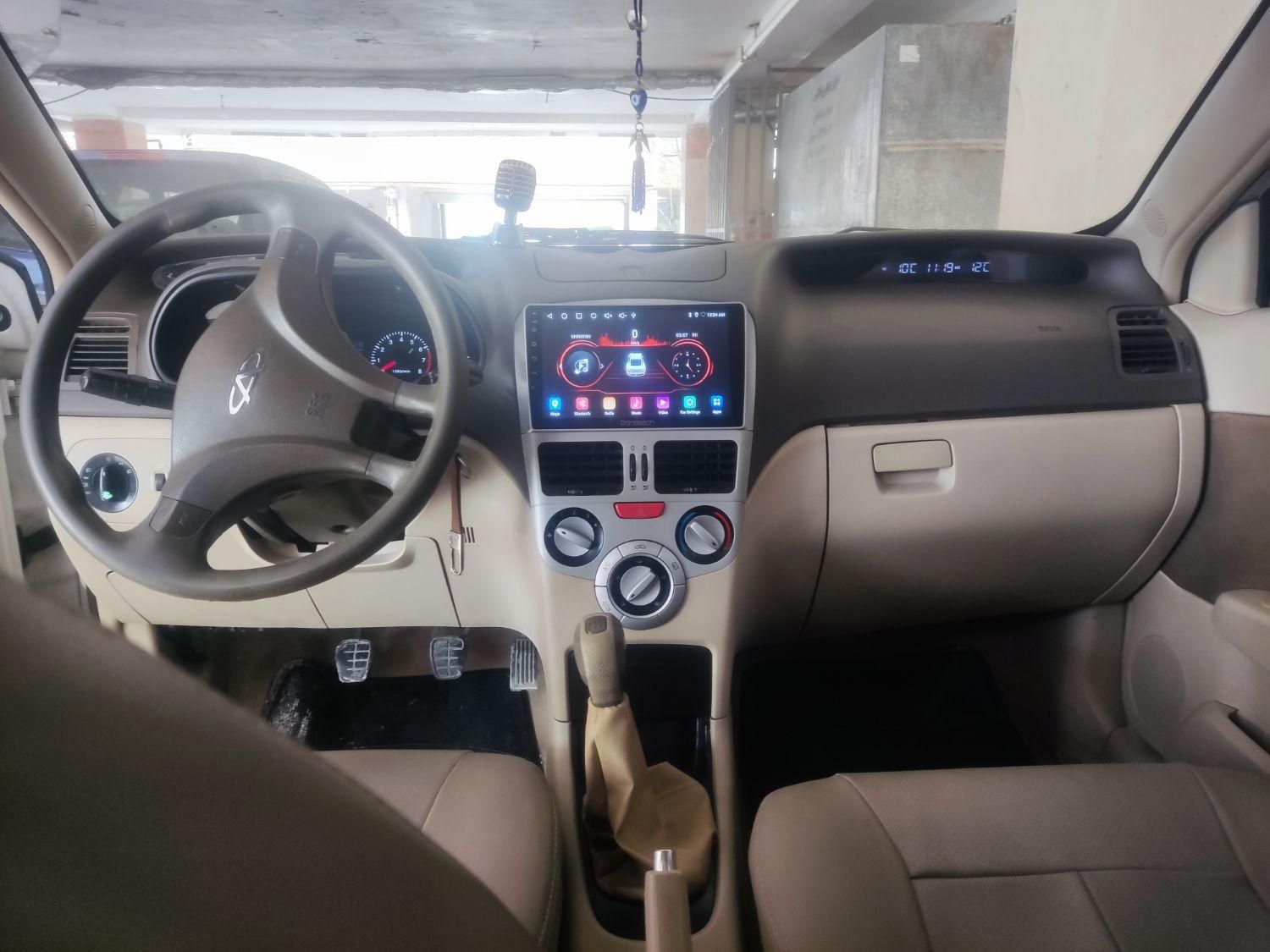 ام وی ام 315 هاچ بک ساده دنده ای - 2014