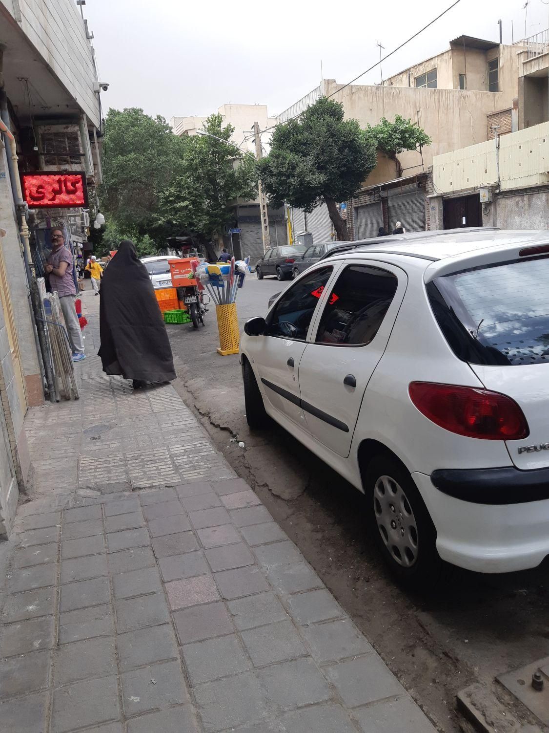 پژو 206 تیپ 5 - 1395