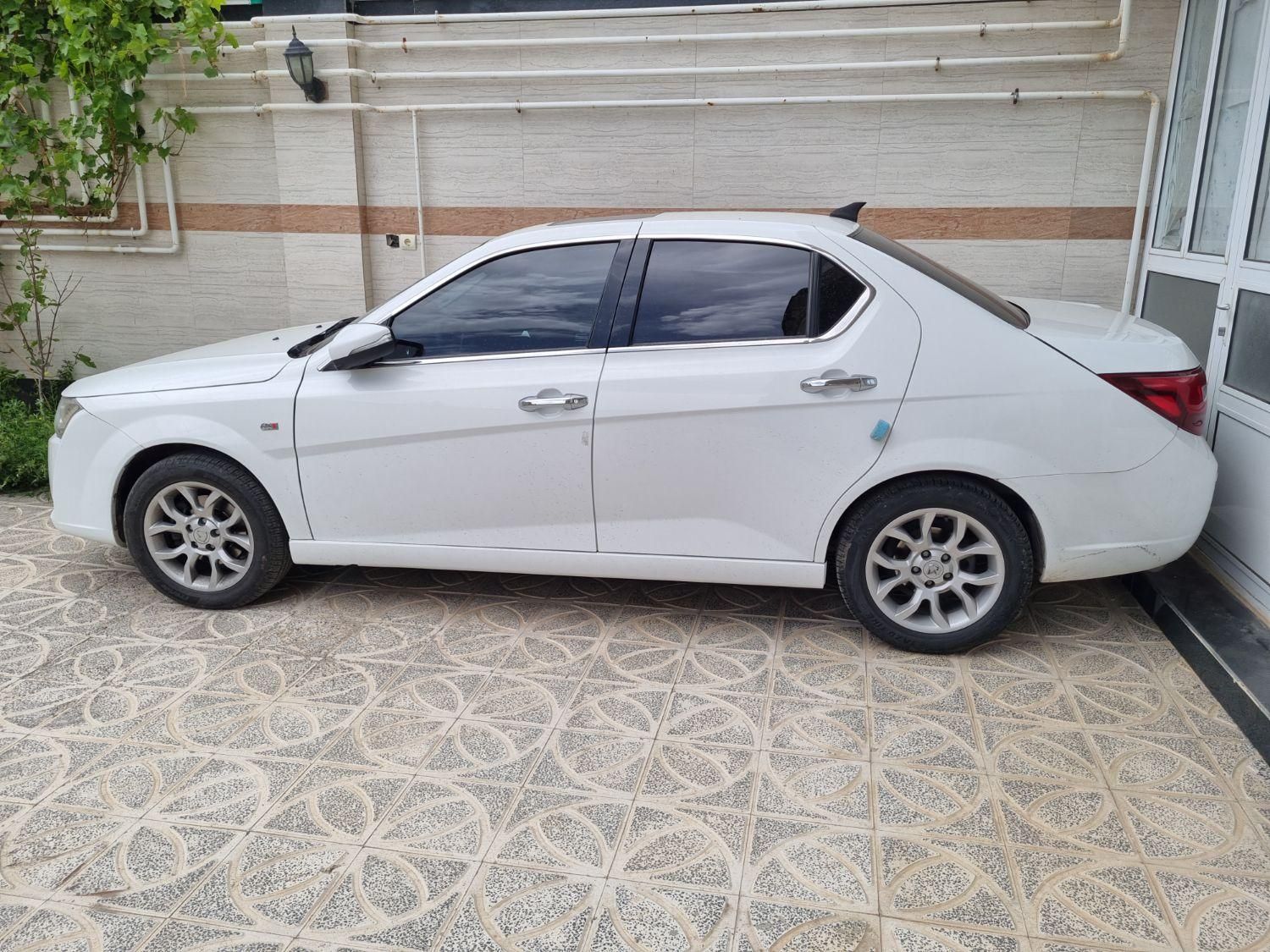 خودرو دنا، پلاس آگهی ann_18050928